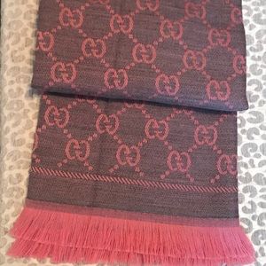 NWT Gucci Scarf